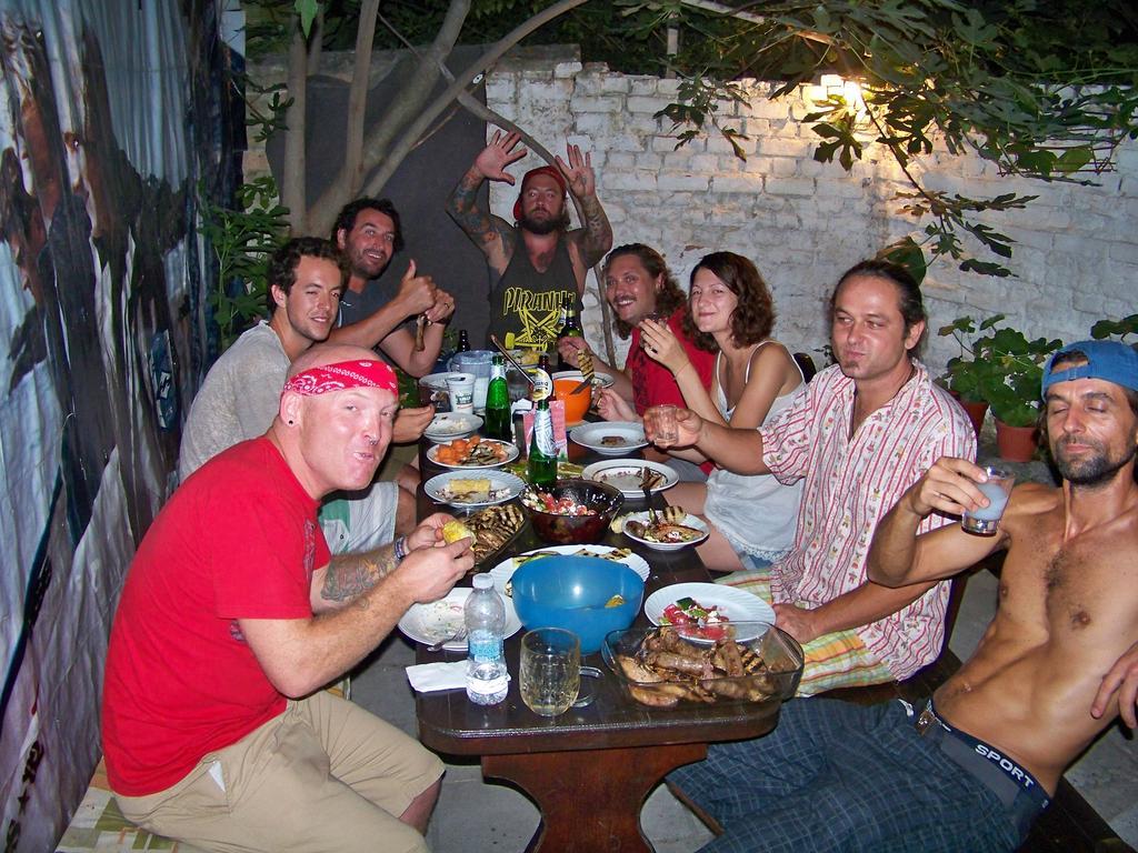Yo Ho Hostel Varna Exterior foto